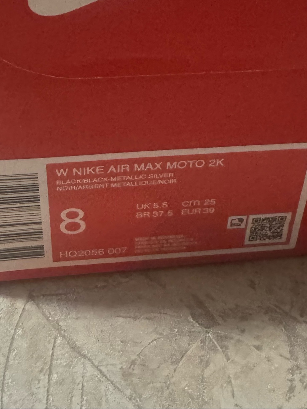Nike air max moto 2K Black and Silver Mesh Lace-Up Sneakers - Picture 8 of 8